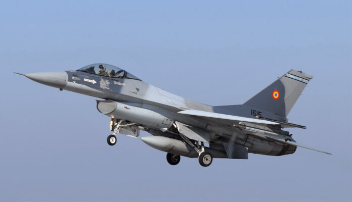 Strike Eagles conquer Castle Forge alongside Romanian F-16s
